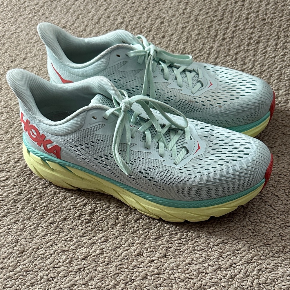 Hoka One One Clifton 7